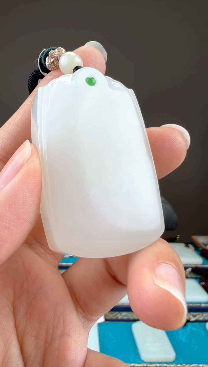 【闪购商品】和田玉颈饰未镶嵌1