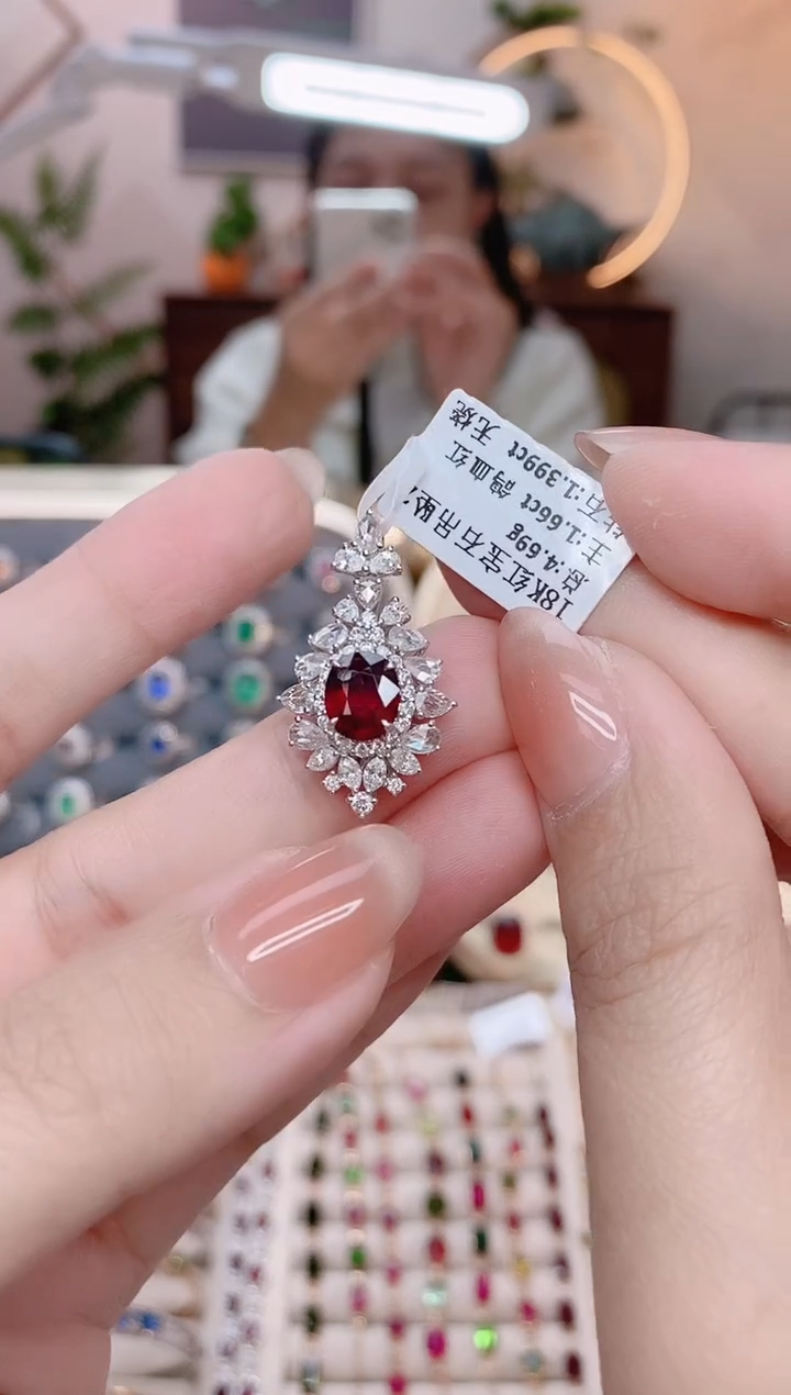 【闪购商品】红宝石18K金吊坠18K金镶嵌1