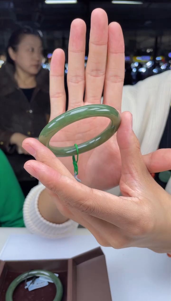 【闪购商品】定制和田玉天然和田玉拍一发一