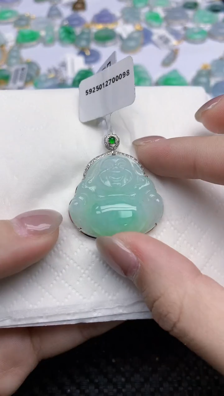 【闪购商品】翡翠颈饰18K金镶嵌天然翡翠A货