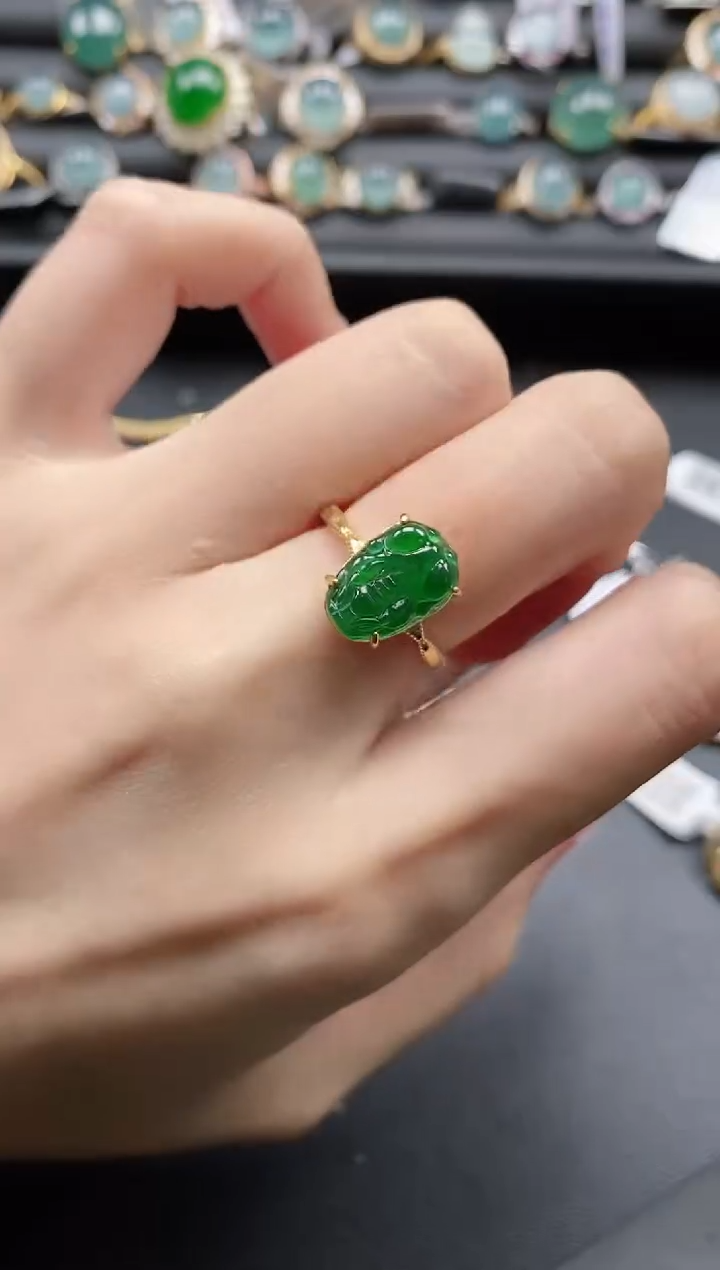 【闪购商品】翡翠戒指银S925镶嵌11111