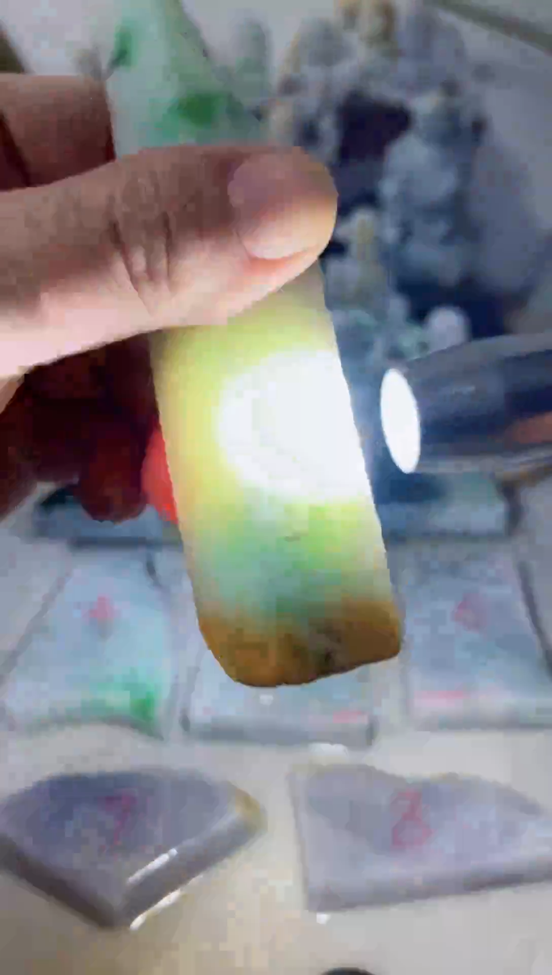 【闪购商品】翡翠吊坠(不含链)未镶嵌A934