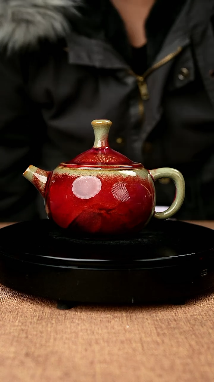 【闪购商品】699#一级品原矿钧瓷炉钧擎天壶