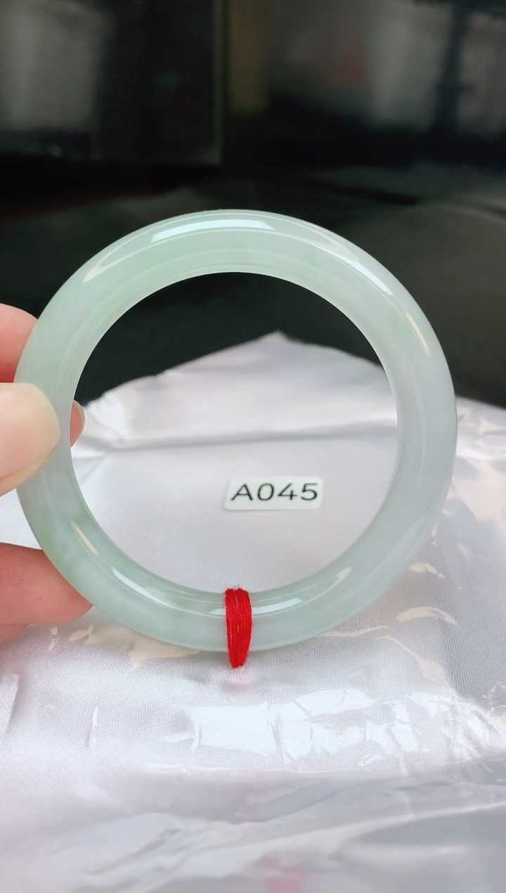 【闪购商品】翡翠手镯未镶嵌缅甸天然A货手镯