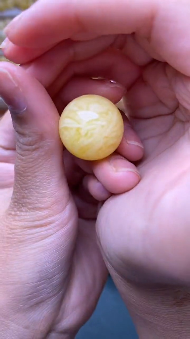 裸石琥珀未镶嵌蜜蜡.36