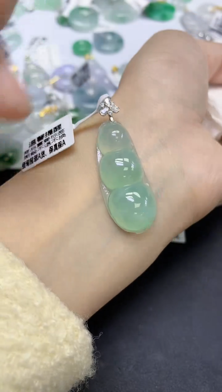 颈饰18K金镶嵌翡翠天然缅甸翡翠A货百元以上9元证书费自理