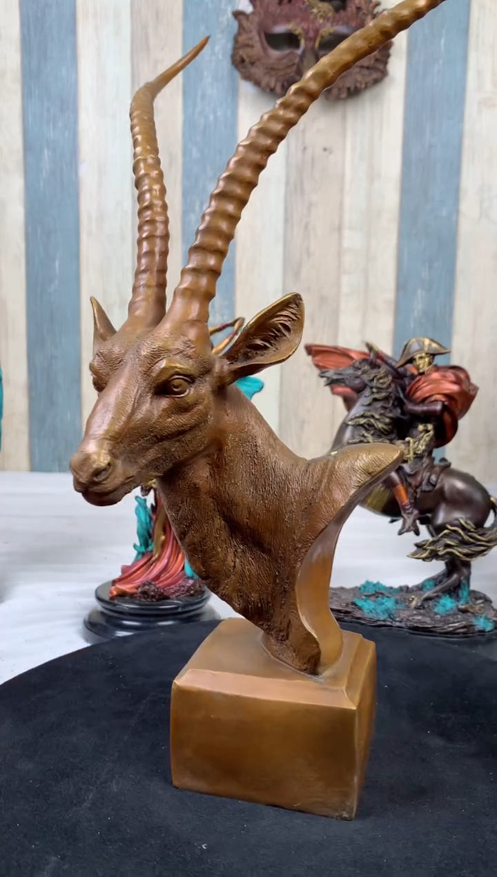 【闪购商品】精美雕塑装饰摆件