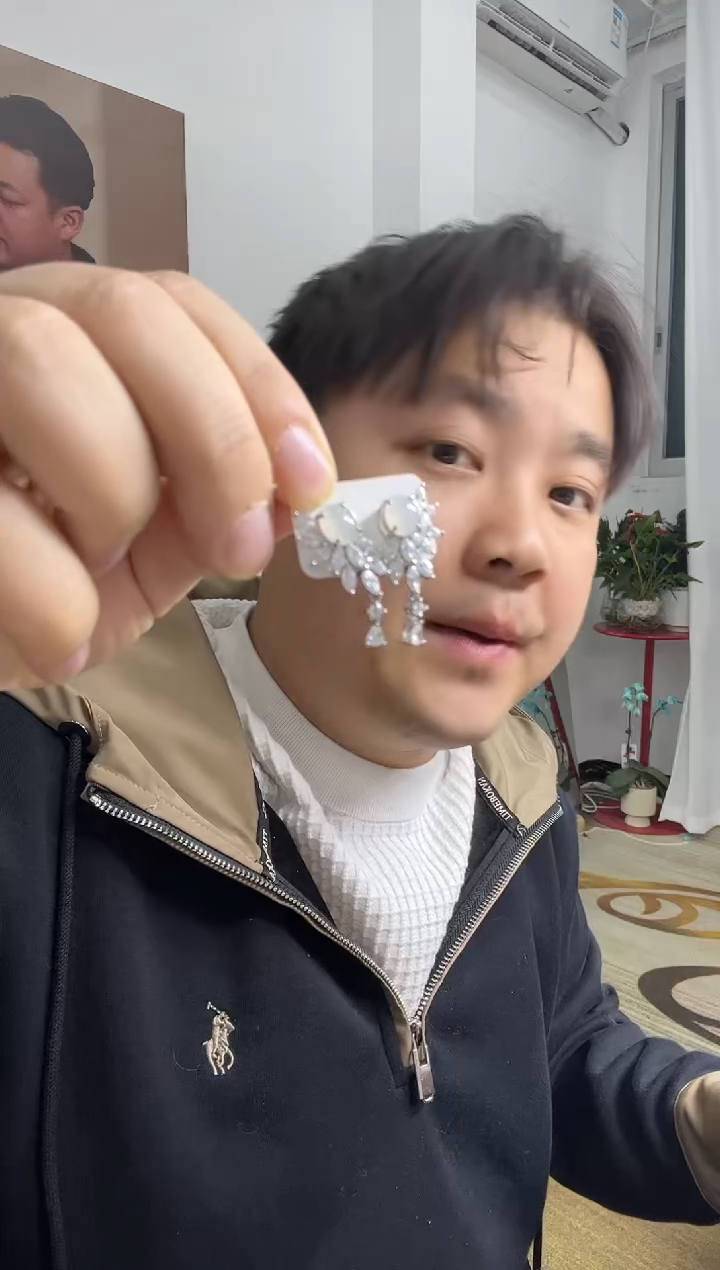 【闪购商品】翡翠耳饰未镶嵌耳环