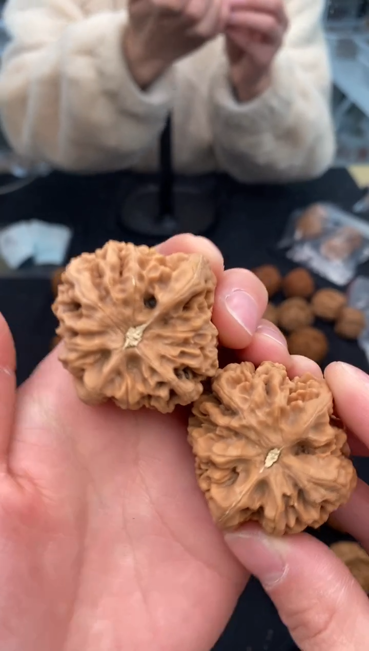 【闪购商品】文玩核桃把件秦闷39-t583