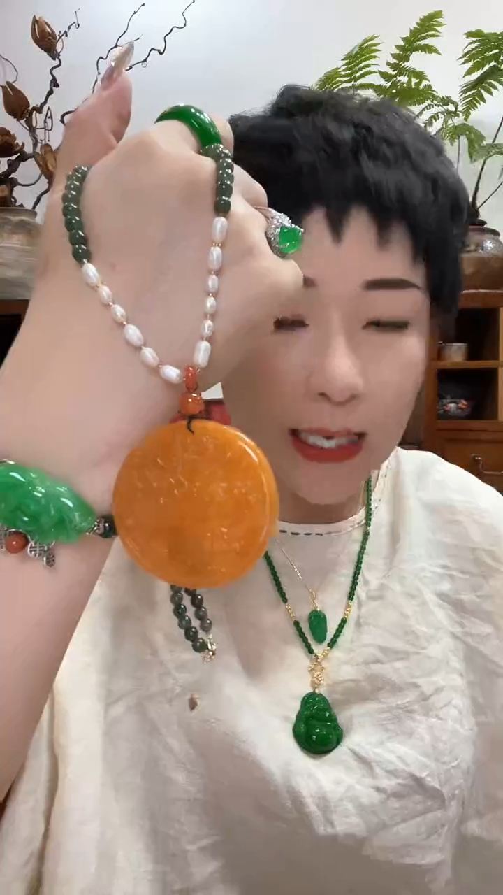 翡翠未镶嵌颈饰436