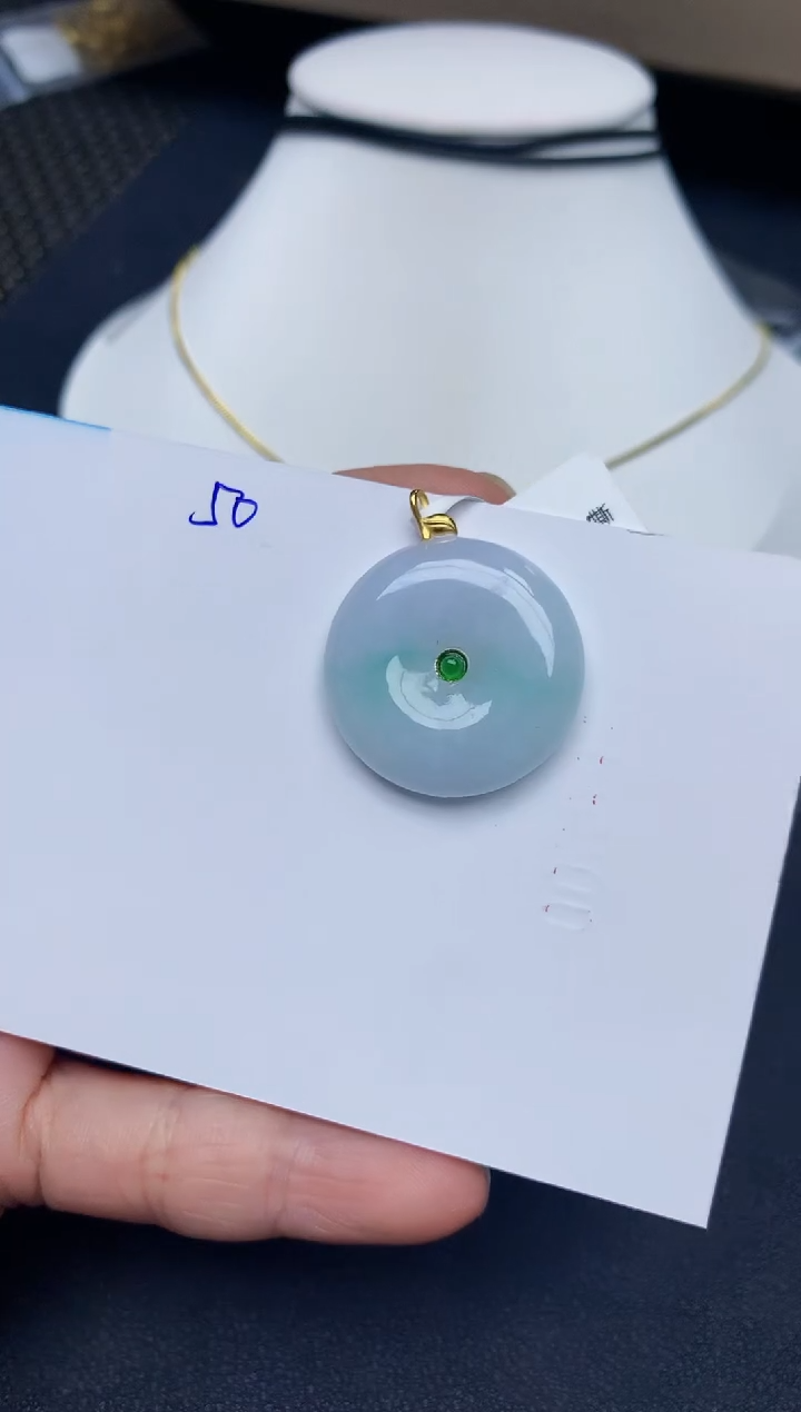 【闪购商品】翡翠颈饰18K金镶嵌天然翡翠A货  