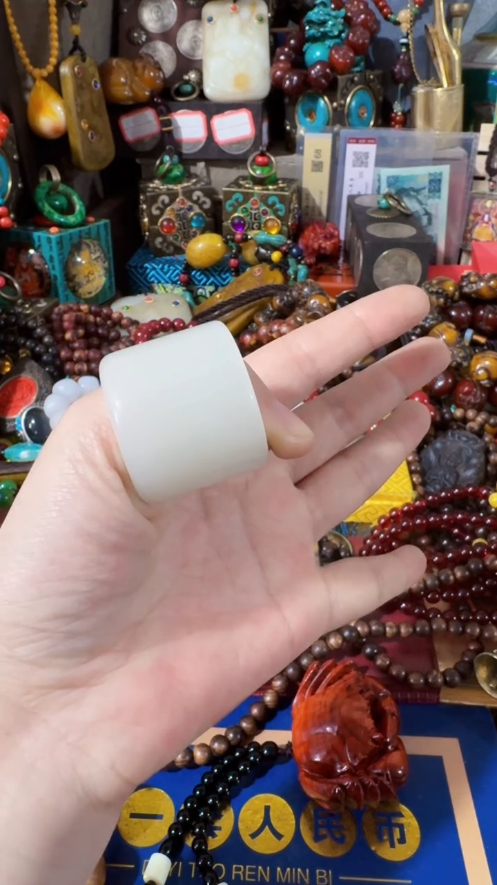 【闪购商品】和田玉把件未镶嵌撤店清仓好物分享