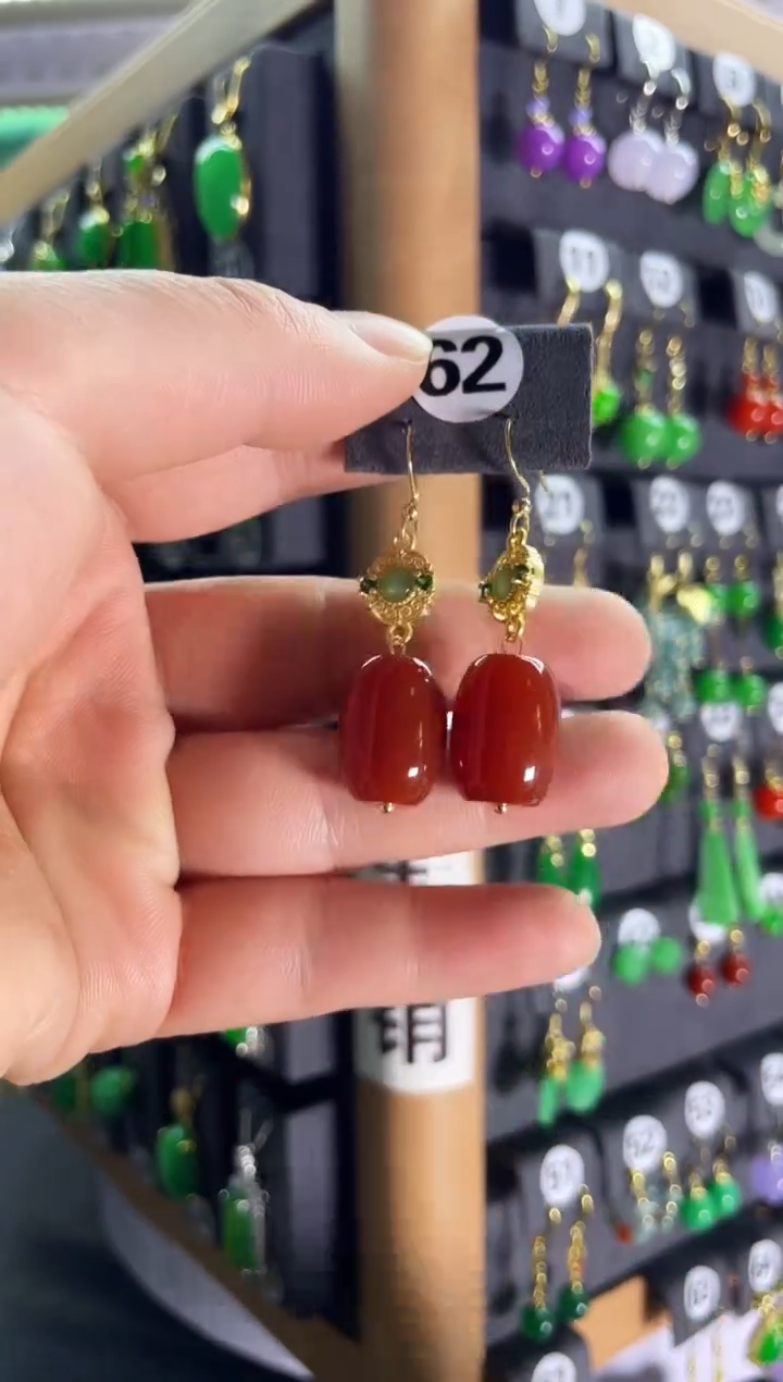 【闪购商品】南红玛瑙耳饰银S925镶嵌62....