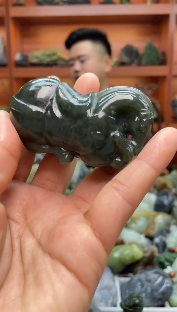 未镶嵌和田玉把件1