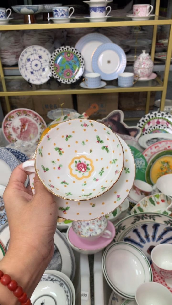 【闪购商品】瓷片陶瓷原单CC472餐具1个