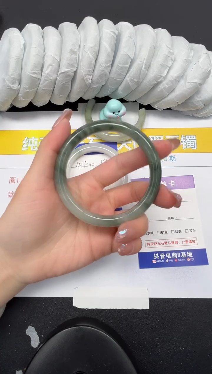 【闪购商品】石英质玉手镯未镶嵌415-62.1