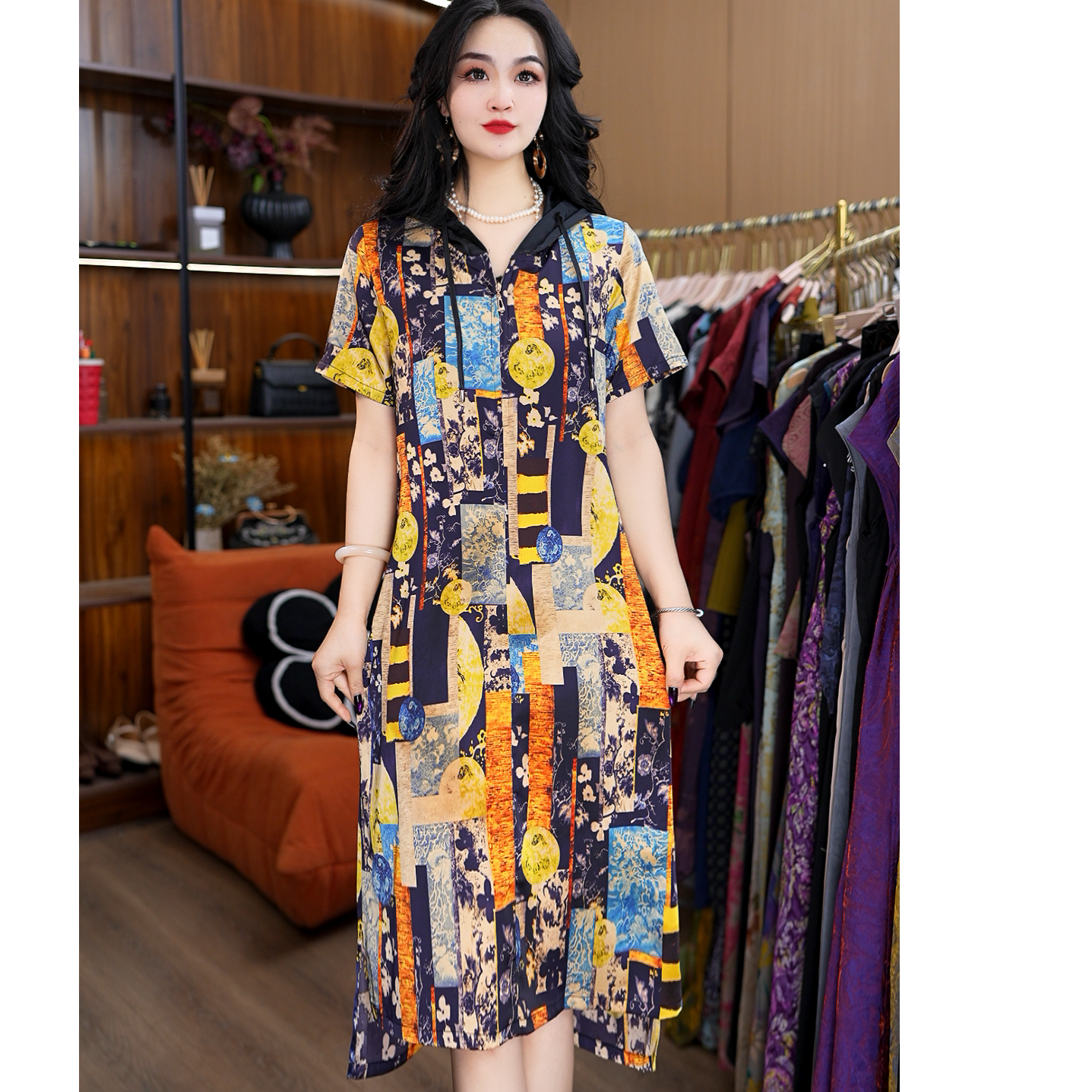 23025-10新款时尚连衣裙