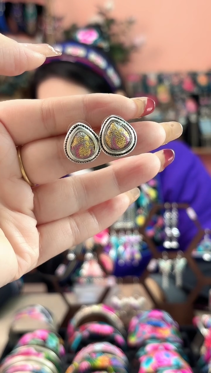 艺枝独绣手工饰品98