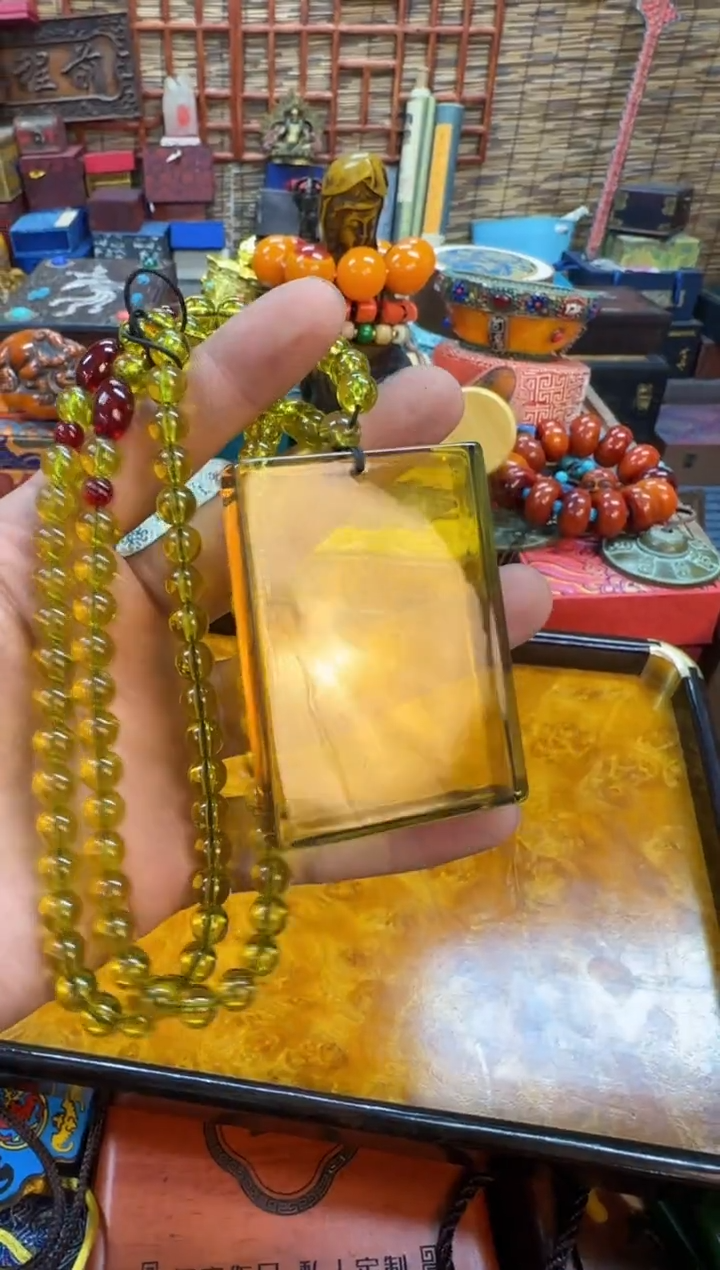 【闪购商品】琥珀裸石未镶嵌当天订单当天直发如图所示