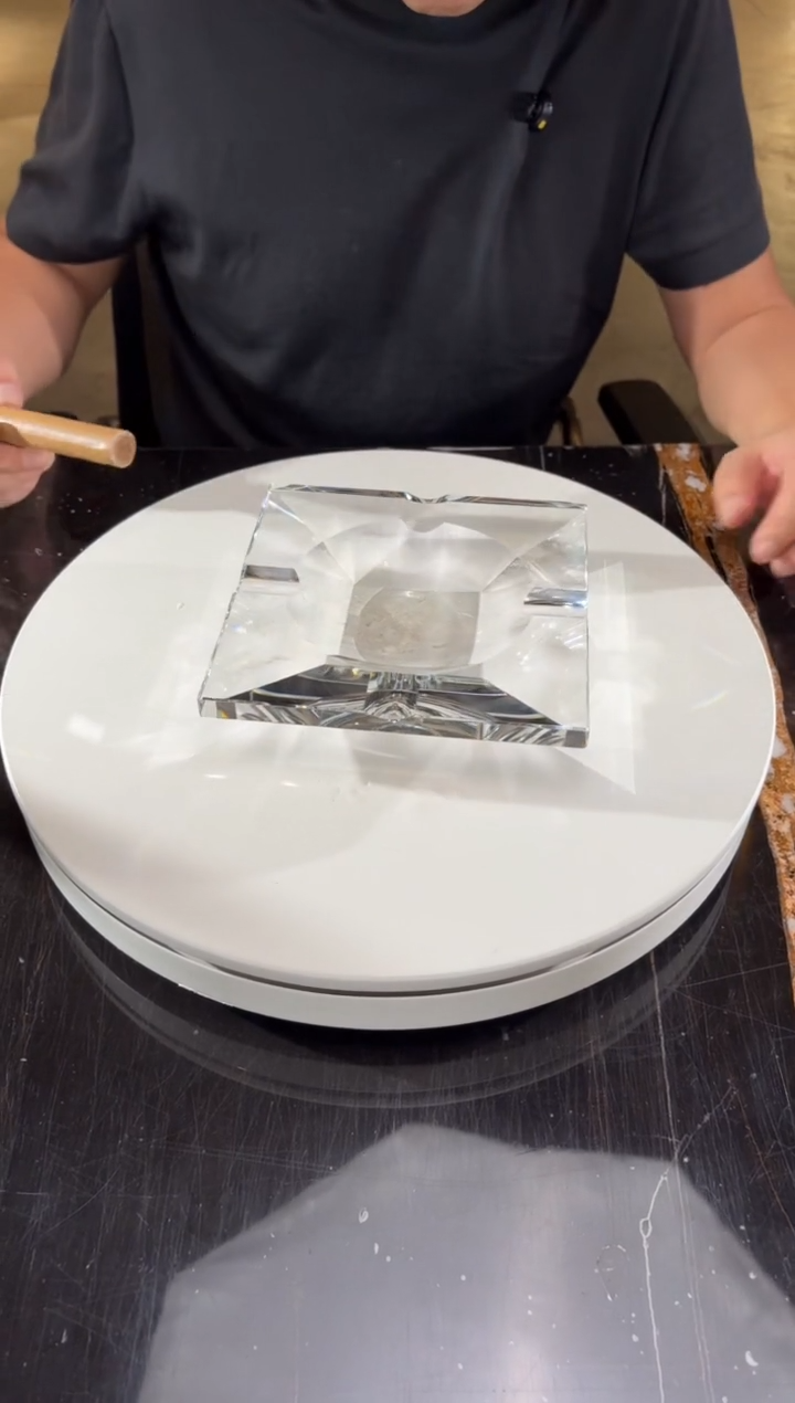 摆件CS0101007净料水晶琉璃雪茄缸