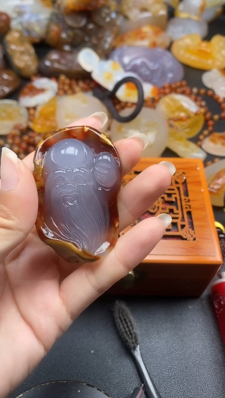 未镶嵌1玛瑙/玉髓李*ll