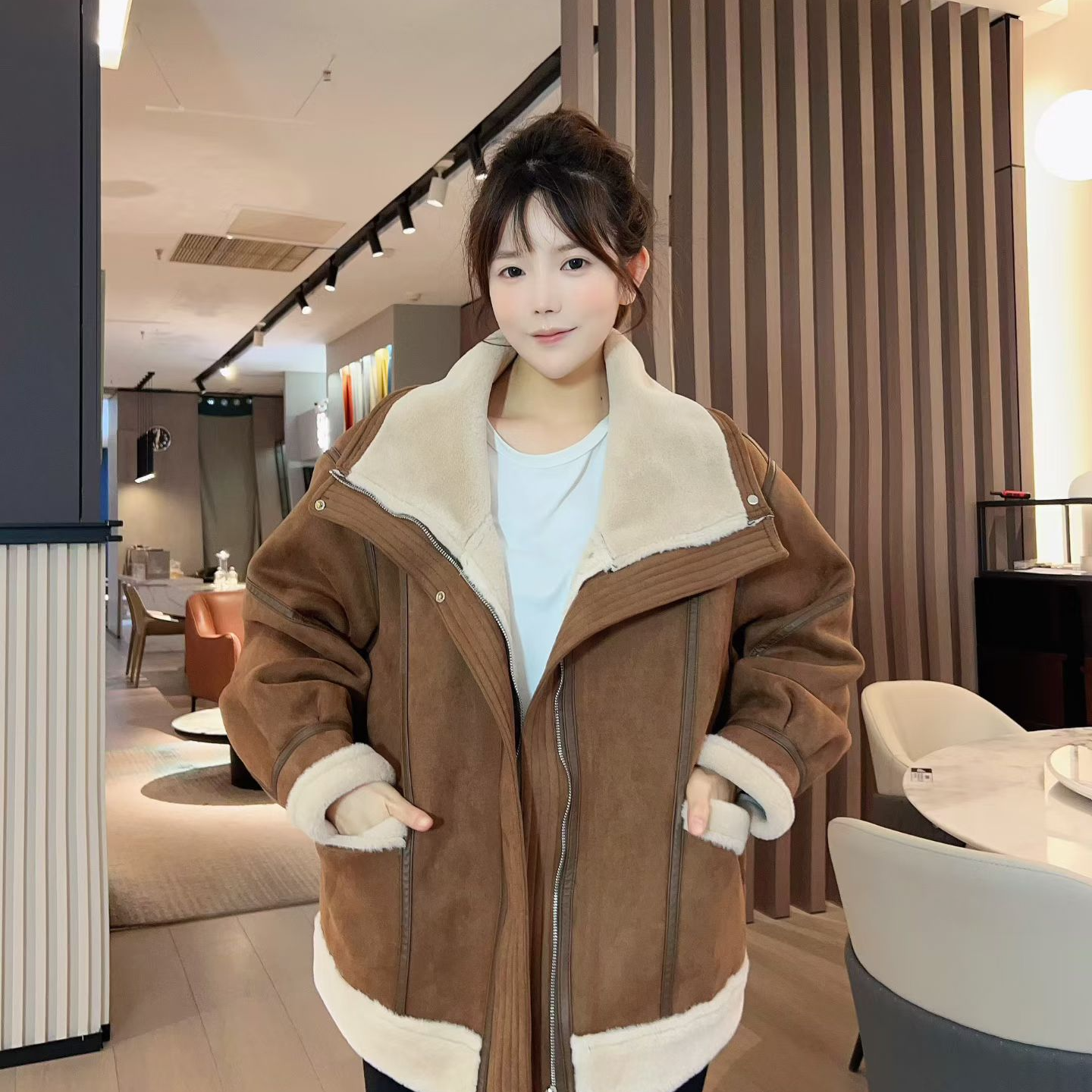 韩系羔毛拼接一体外套设计感时尚爆款洋气女装外套925