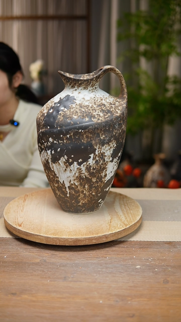 【闪购商品】陶瓷 花器诧寂黑奶壶