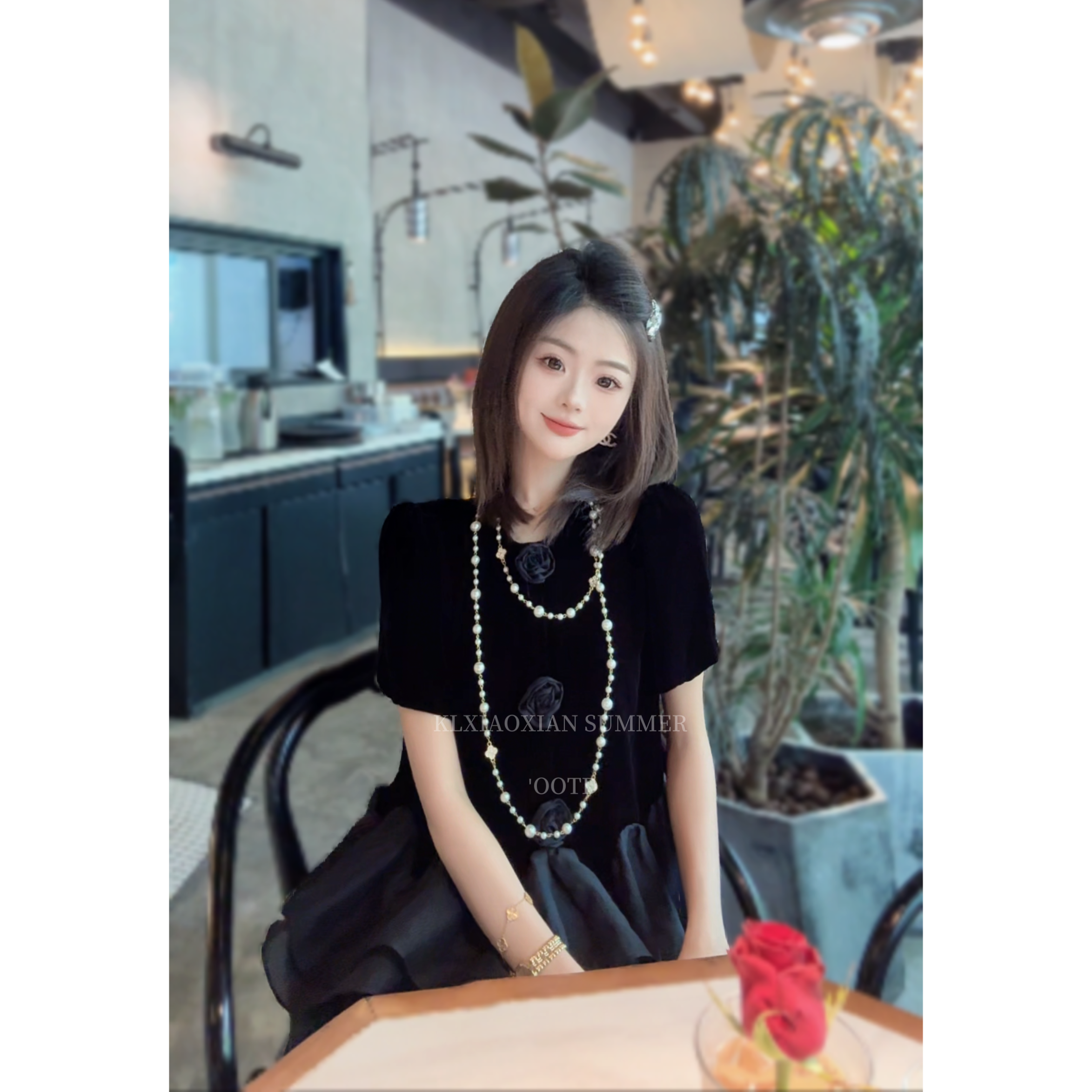 立体玫瑰拼接网纱短袖丝绒上衣K0617