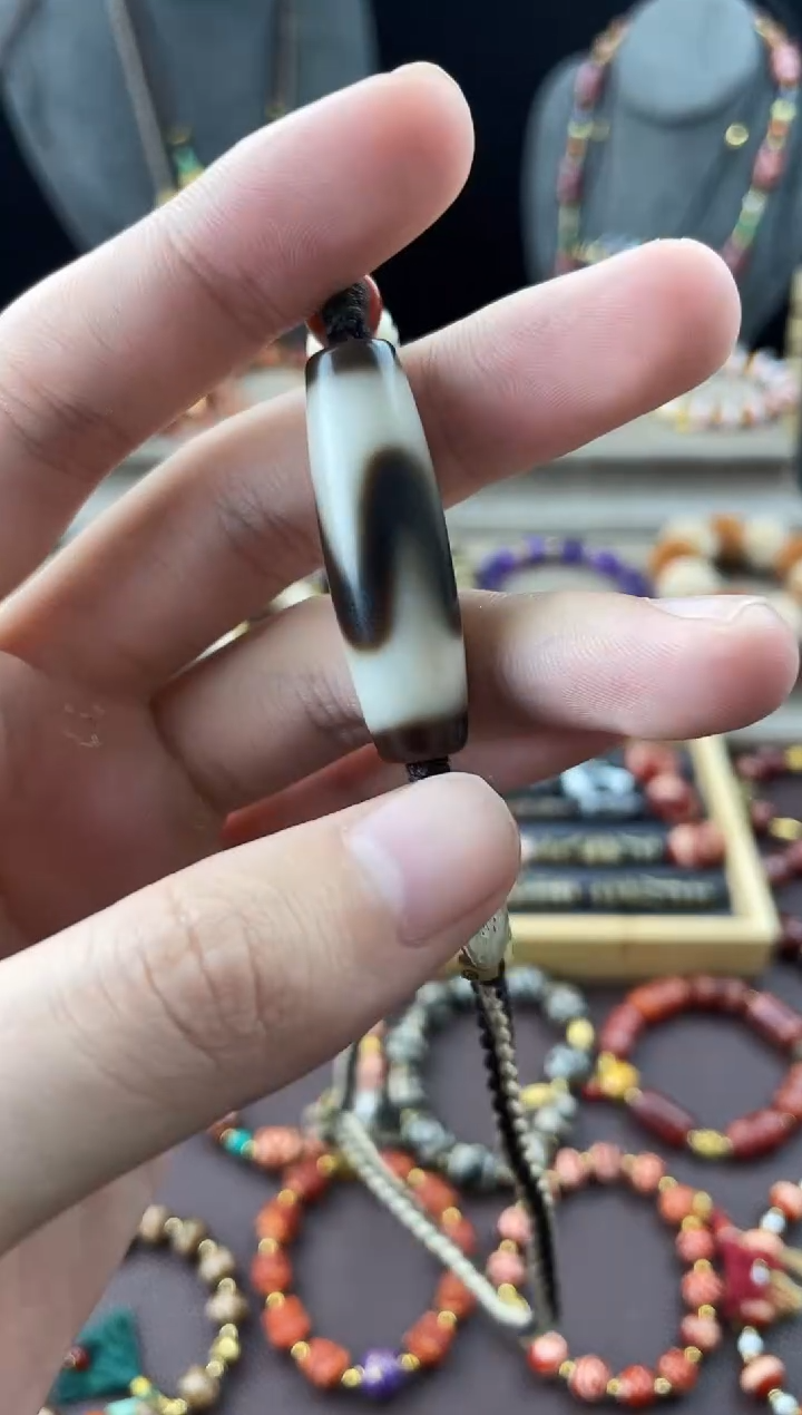 玛瑙/玉髓颈饰未镶嵌香灰g牙牙锁骨链