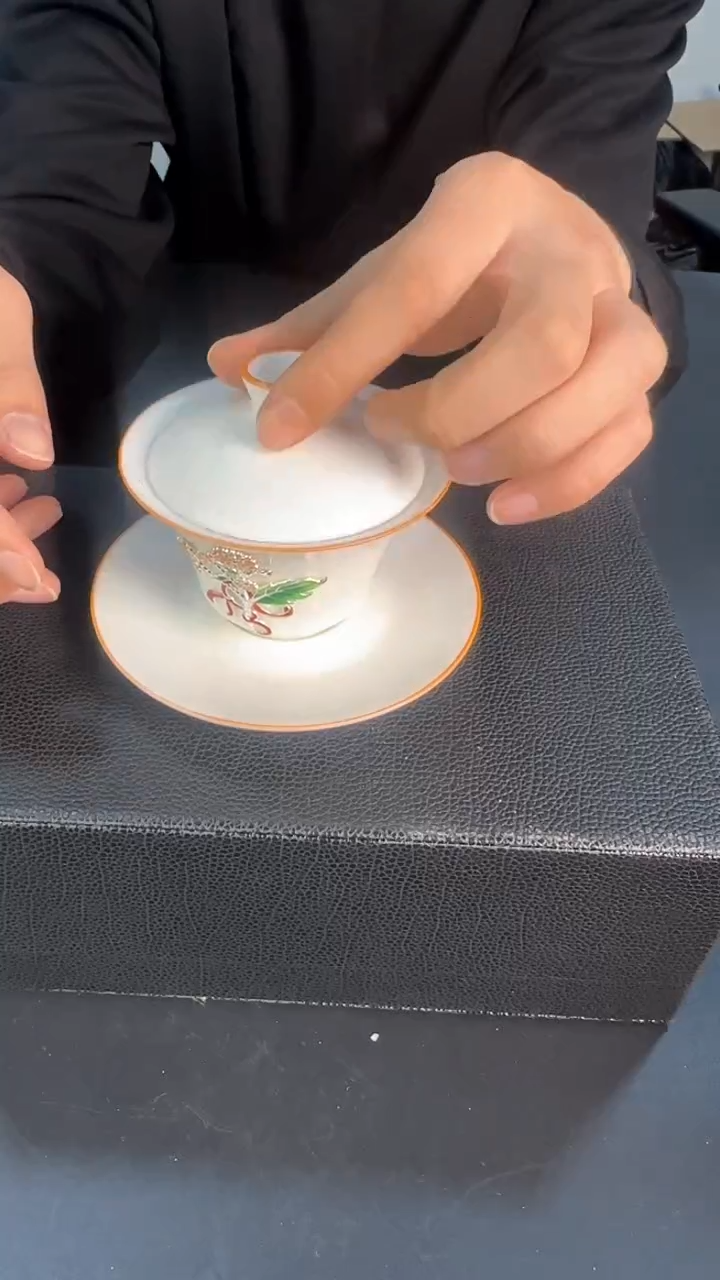 【闪购商品】冰裂纹浮雕三才盖碗