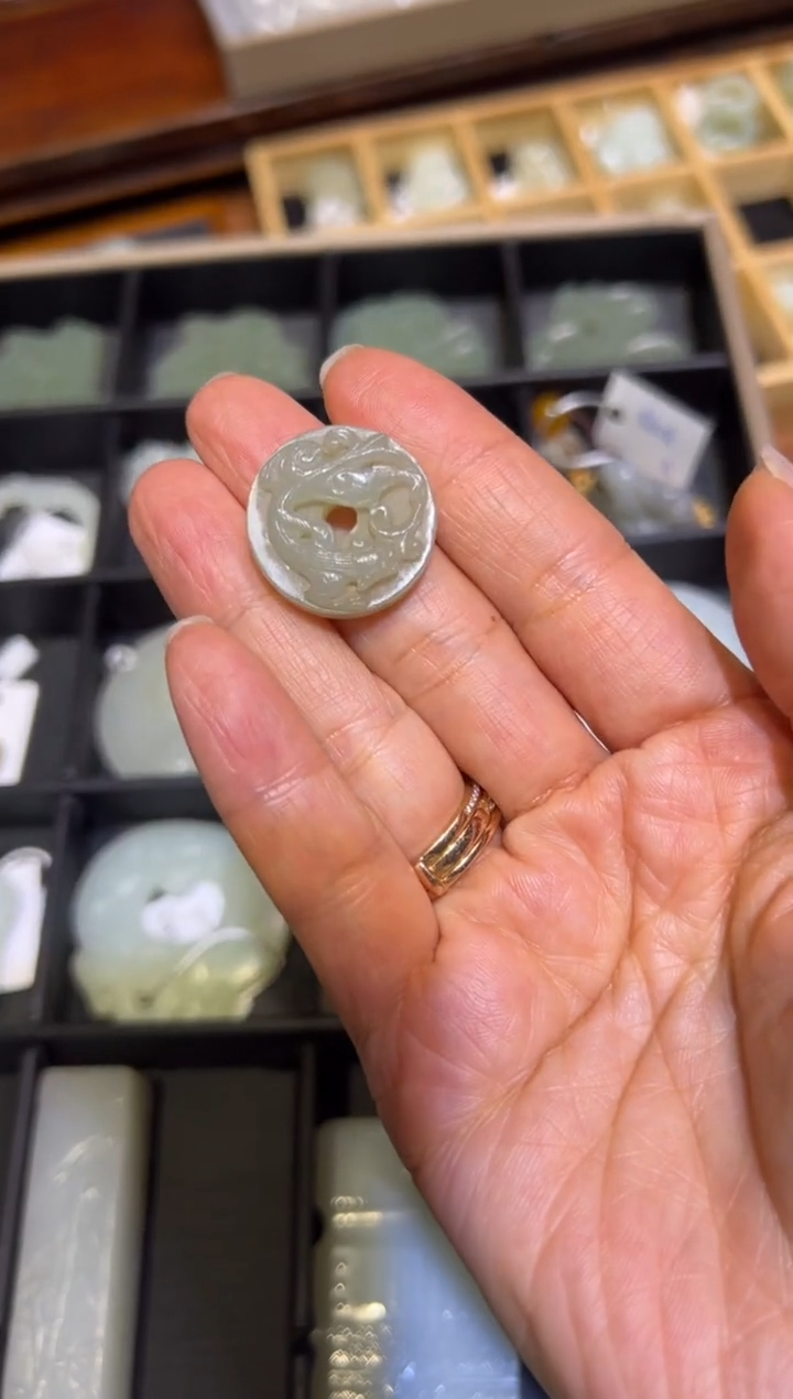 【闪购商品】和田玉山西文物商店小螭龙壁