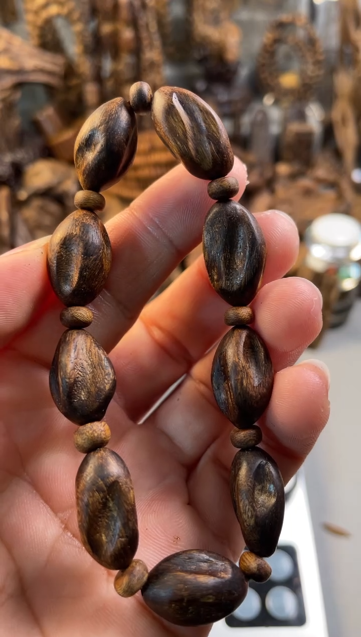 【闪购商品】沉香手串越南芽庄越南芽庄