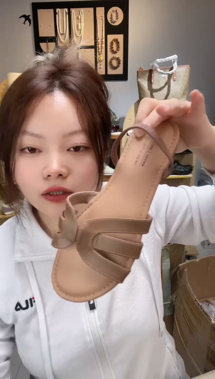 一字式扣带524  36码