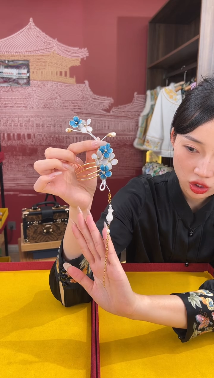 【闪购商品】刺绣非遗绒花（发饰）