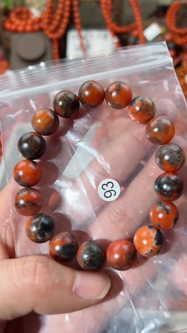 【闪购商品】南红玛瑙手串未镶嵌12+
