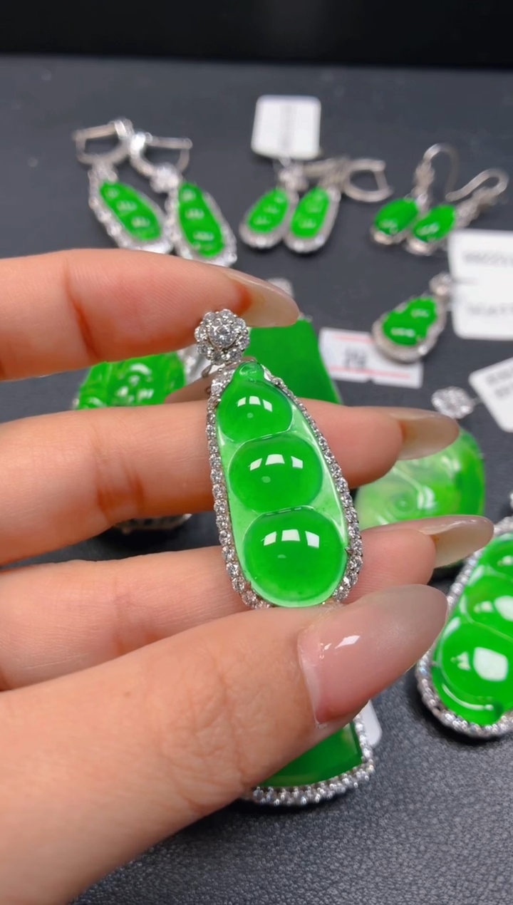 吊坠(不含链)银S925镶嵌翡翠1