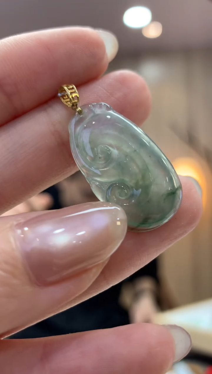 翡翠18K金镶嵌吊坠(不含链)如意