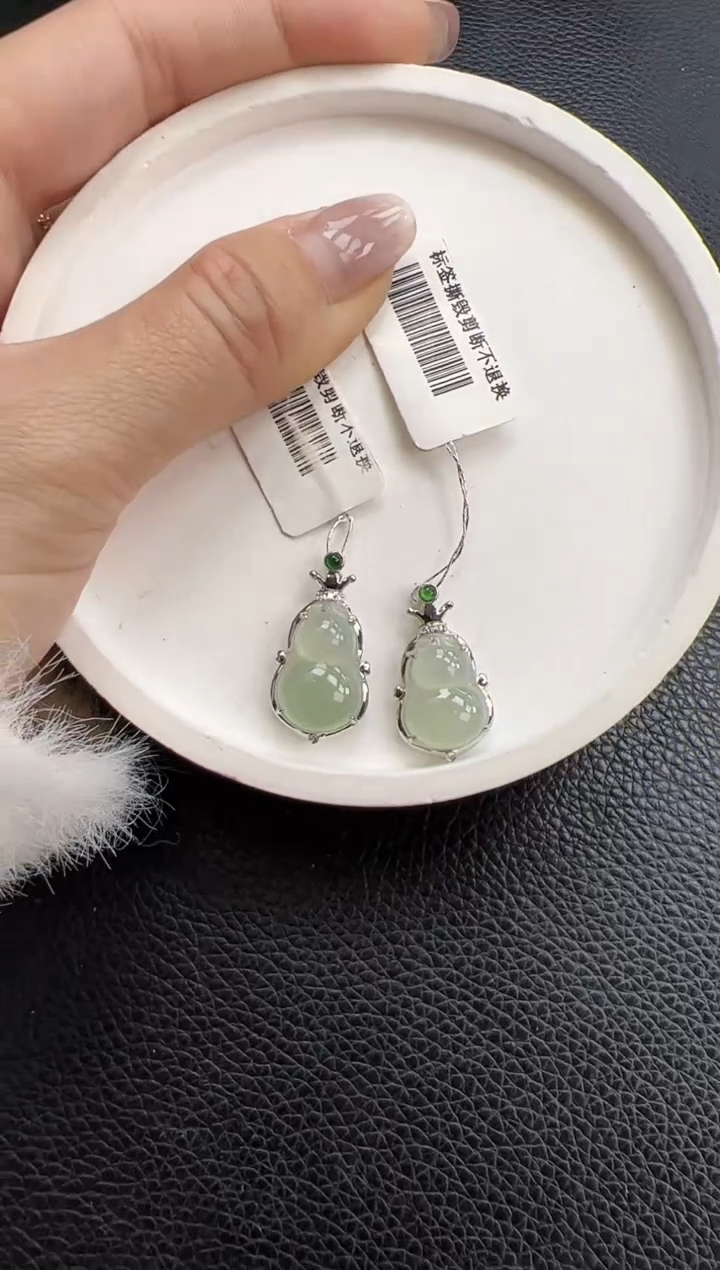 【闪购商品】翡翠颈饰18K金镶嵌YM388-389-1