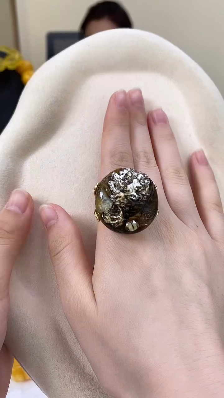 未镶嵌琥珀戒指戒指