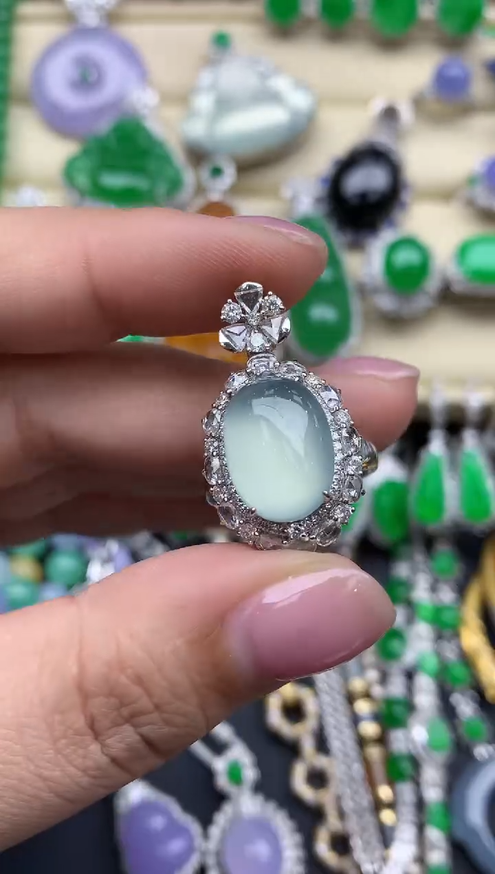 【闪购商品】翡翠戒指18K金镶嵌782-中国好珍宝