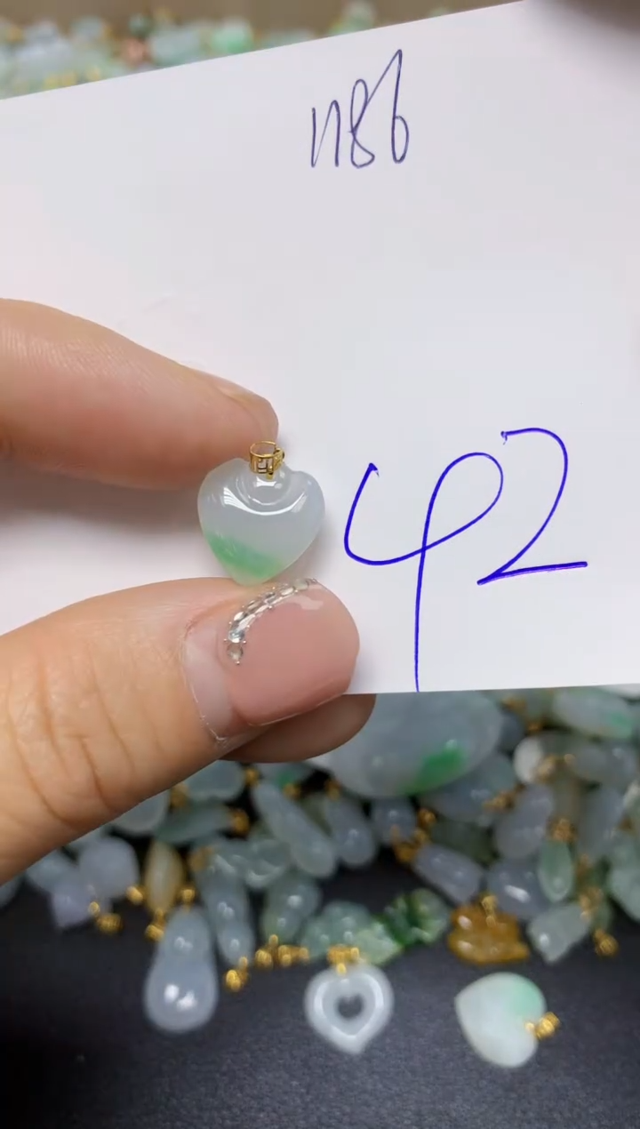 【闪购商品】翡翠挂件18K金镶嵌 天然翡翠A货