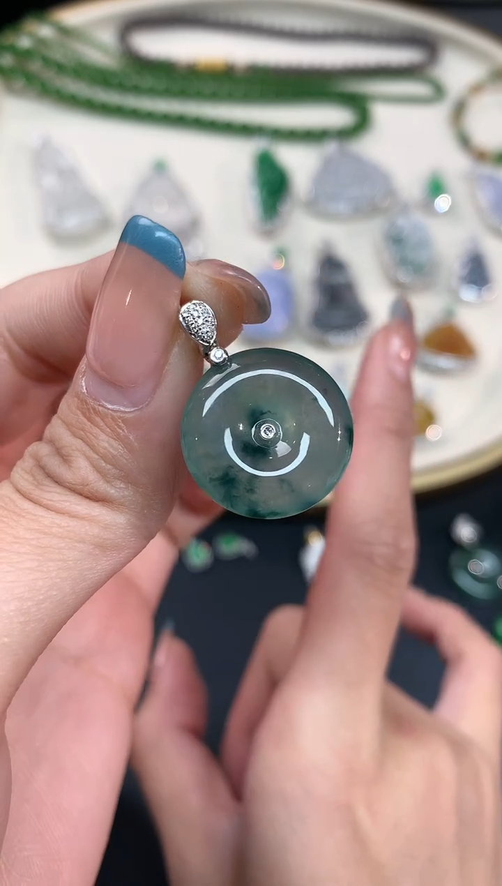 【闪购商品】翡翠吊坠(不含链)18K金镶嵌吊坠A199|3980