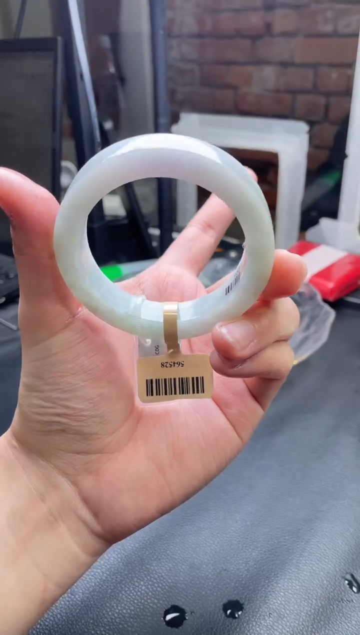 【闪购商品】定制翡翠手镯未镶嵌发一件/DDI01698