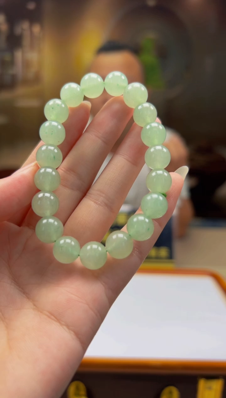 翡翠未镶嵌颈饰SY2025-7-17-7