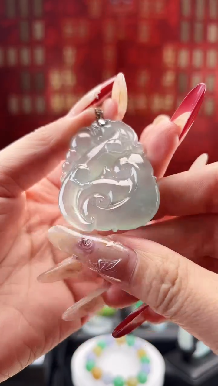 【闪购商品】翡翠颈饰18K金镶嵌吊坠