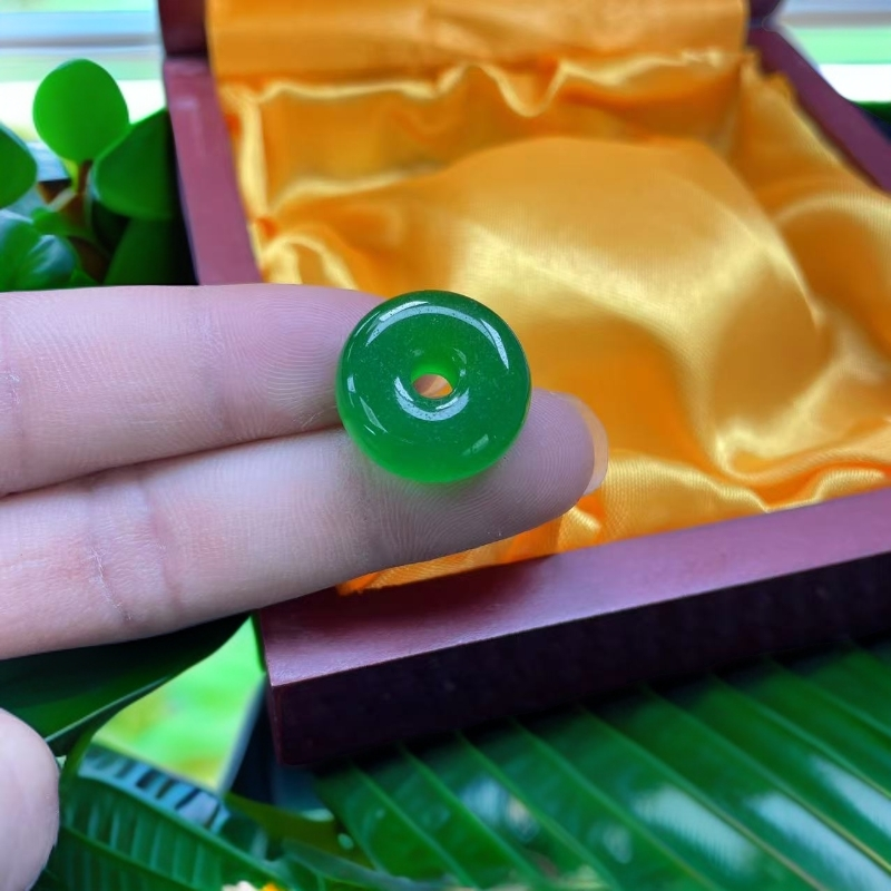 【大喜儿】透绿小圆扣吊坠-QW689多样性发一