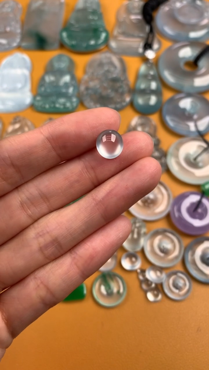 颈饰未镶嵌翡翠9.4-8.8-5.5