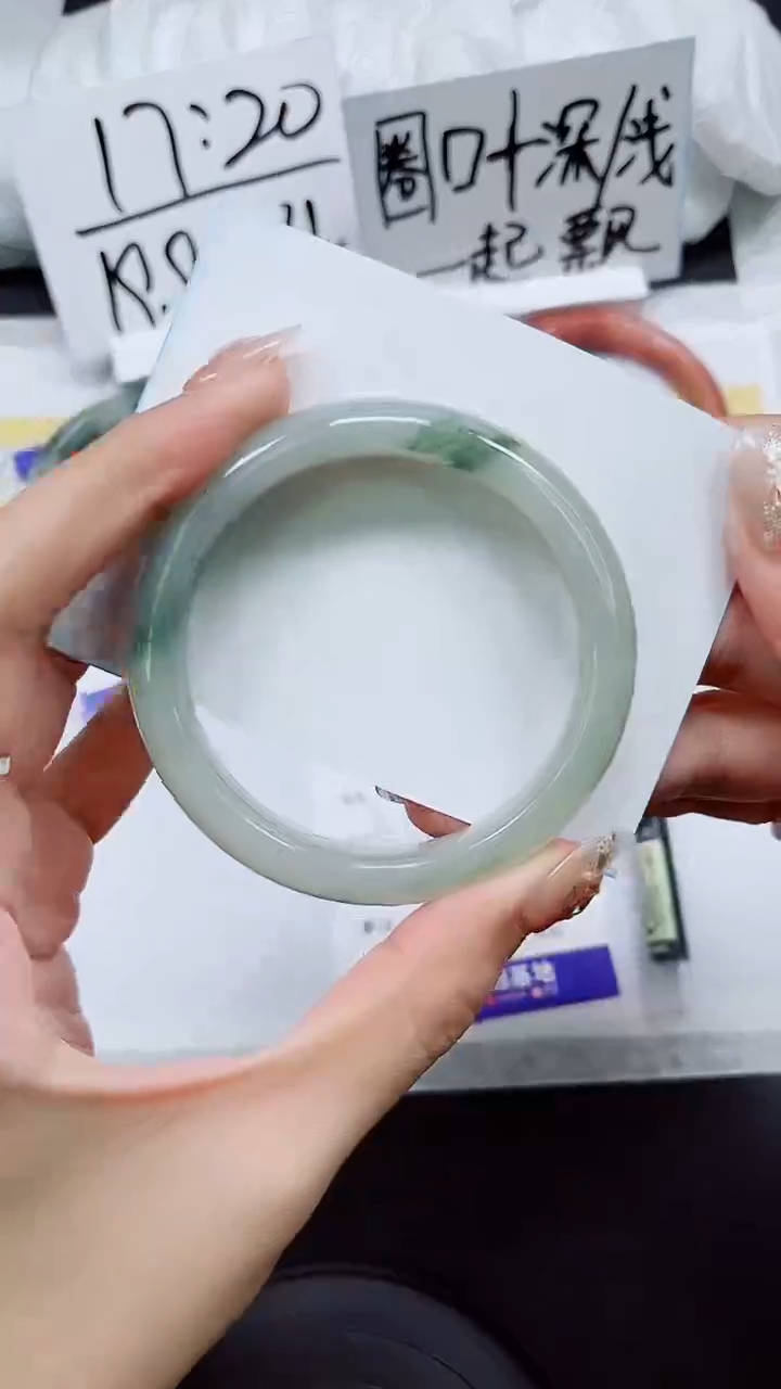 【闪购商品】石英质玉手镯未镶嵌S250-55/56