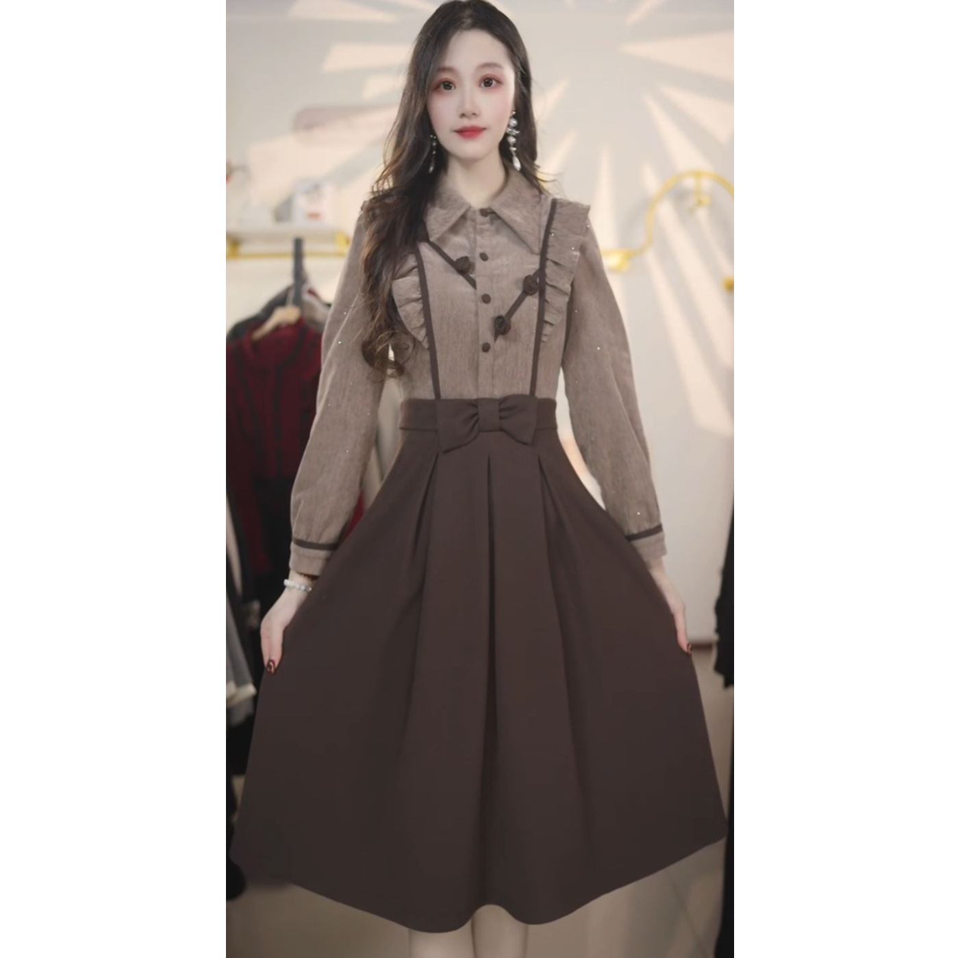 假两件连衣裙2025秋冬新款时尚洋气收腰显瘦中长裙Y659051