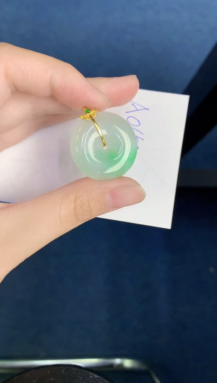 【闪购商品】翡翠颈饰18K金镶嵌000000000